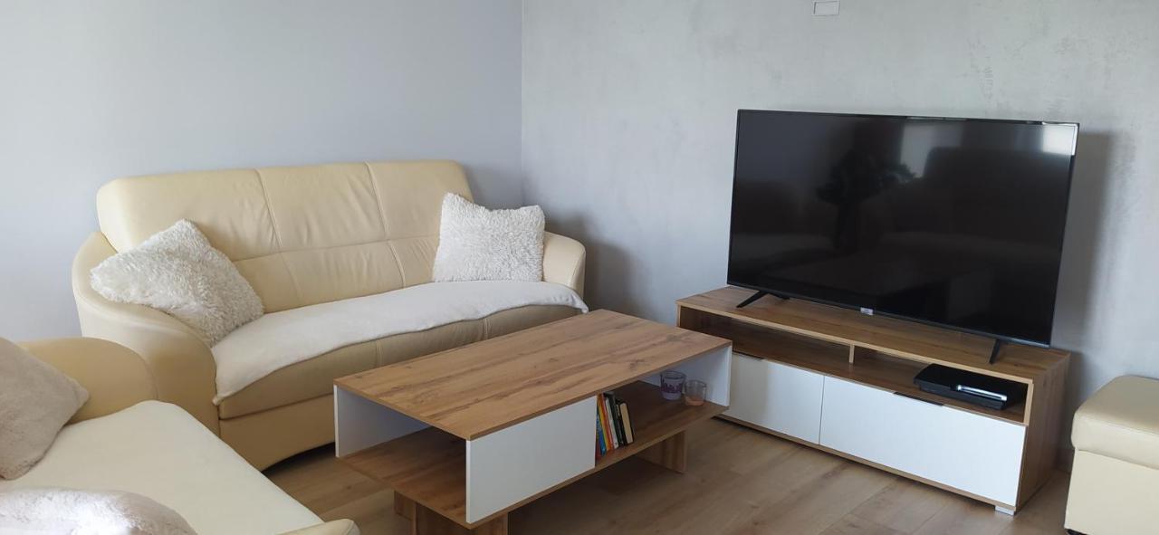 Apartament Z Widokiem Pila Ngoại thất bức ảnh